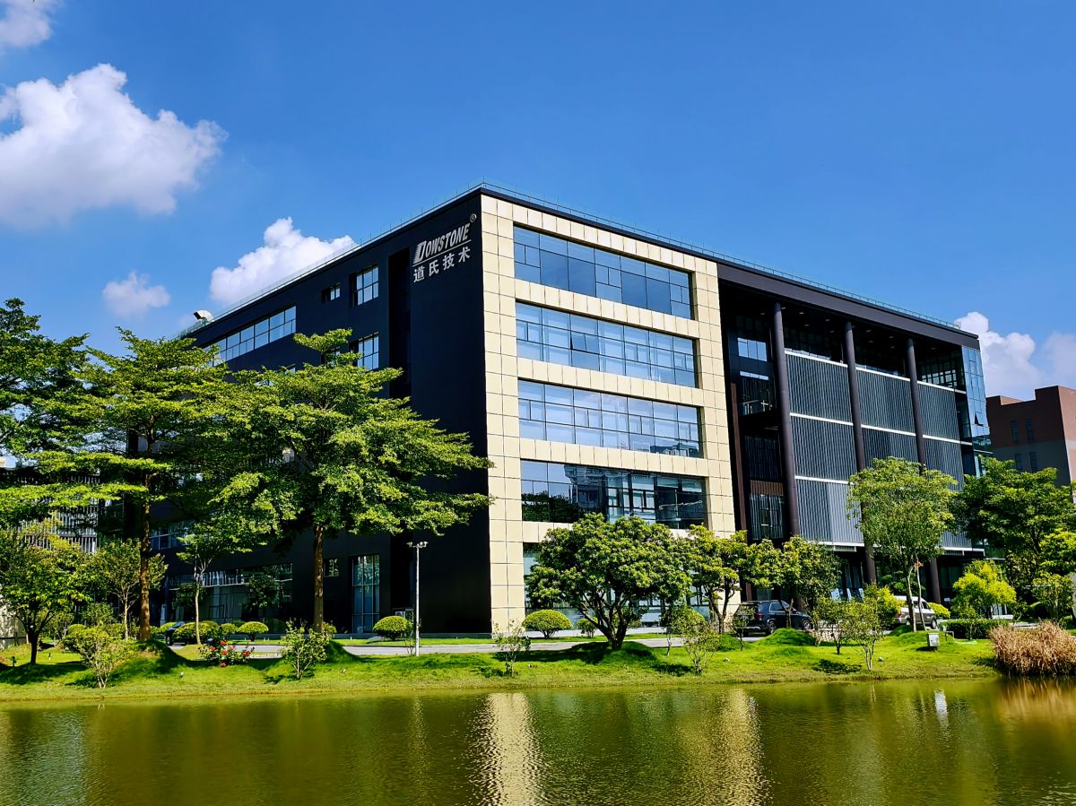 「固态电池质料」+「AI算力」双轮驱动，，，，，，力辟全新生长空间！